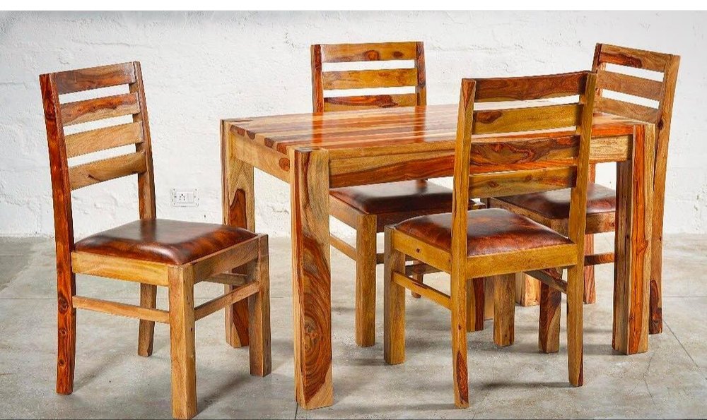 HV Wood Dinette Set, For Hotel