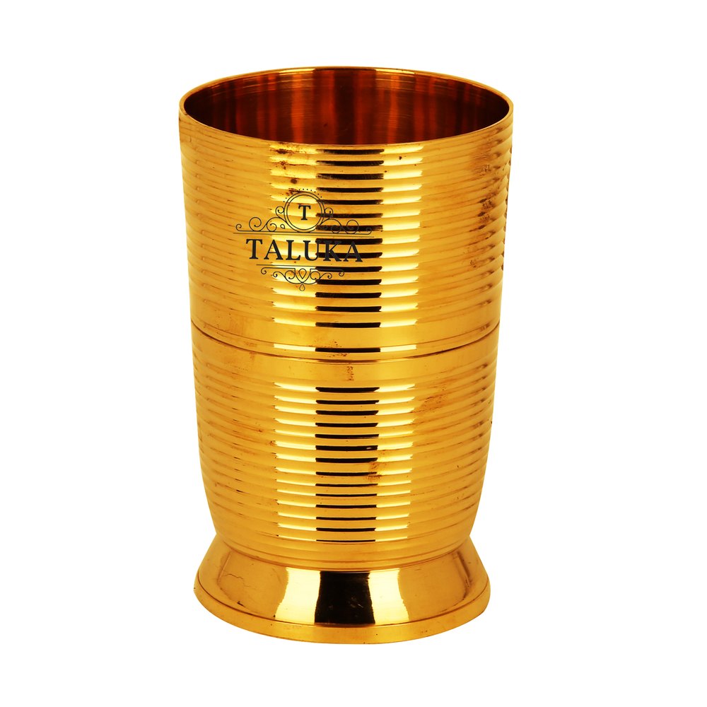 Brass Luxury Glass With Base, For Restaurant, Size: 2.7 X 4.3 Inch