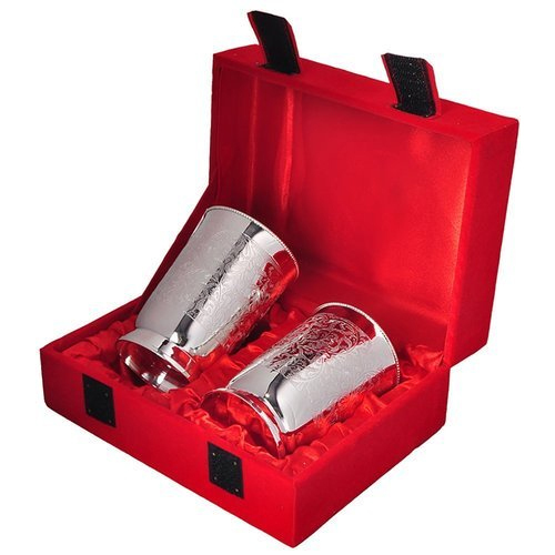 Aluminum Designer Carved Glass Set, For Gift Purpose, 2