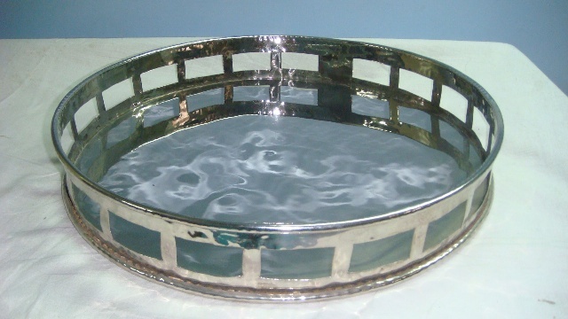 Metal Silver Brass Nickle Plated handicrafted Tray, Size: Dia-16