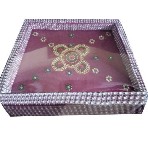 Wooden Handicrafts Tray, Shape: Square, Packaging Type: Box