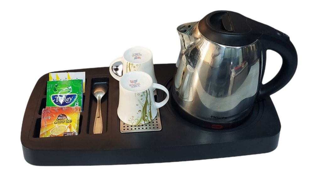 Plastic Serving Tray With Compartment, Shape: Rectangle, Size: 41x22 cm