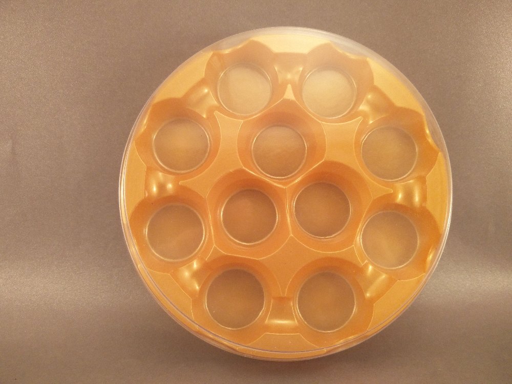 Plastic Golden 11 Pieces Ladoo Tray