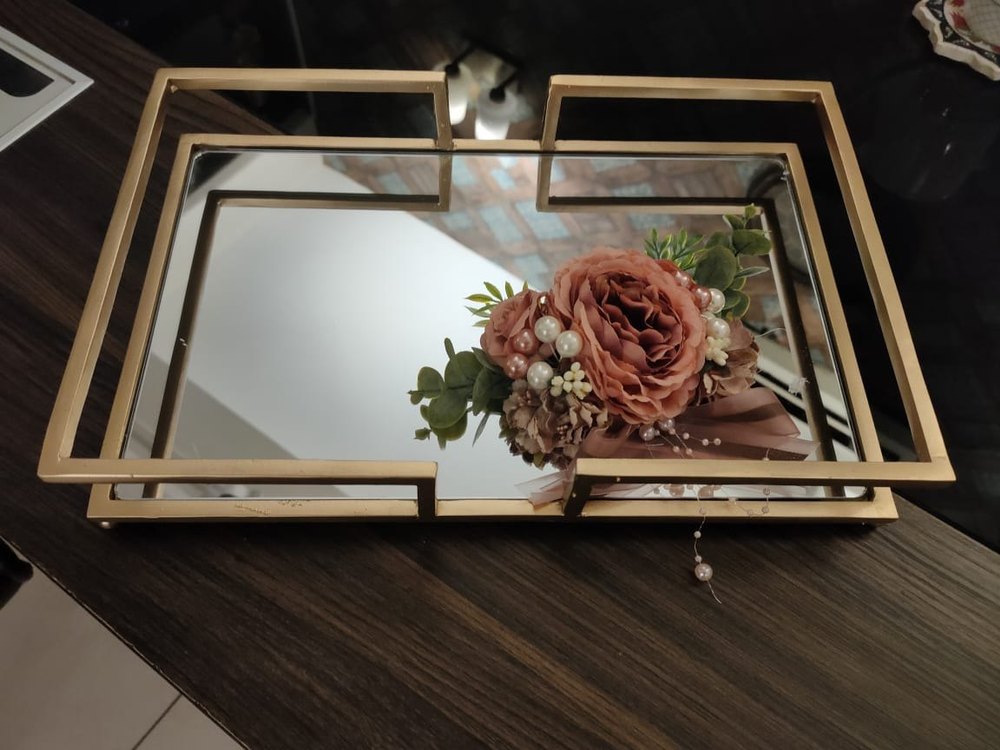 Goldn Metal Trays, Shape: Rectangle, Size: 12*14