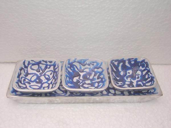 White Modern Ceramic Tray, for Hotel, Shape: Rectangle