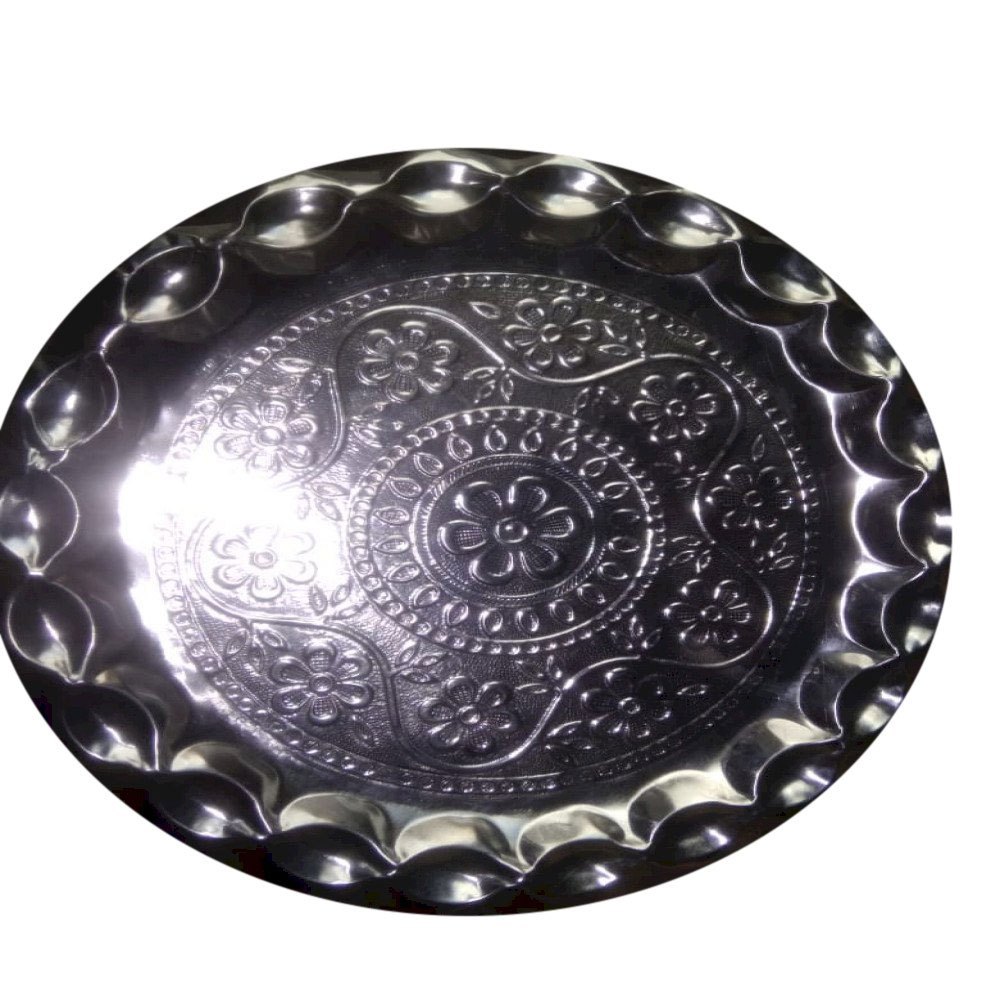 Nickel Plated Iron Tray, For Home, Hotel, Shape: Circular