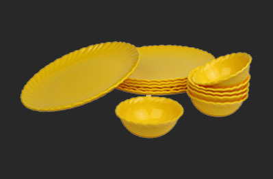 Yellow Round Full Plate 11\'\'\'\'\'\'\'\'\'\'\'\'\'\'\'\' Self, For Hotel