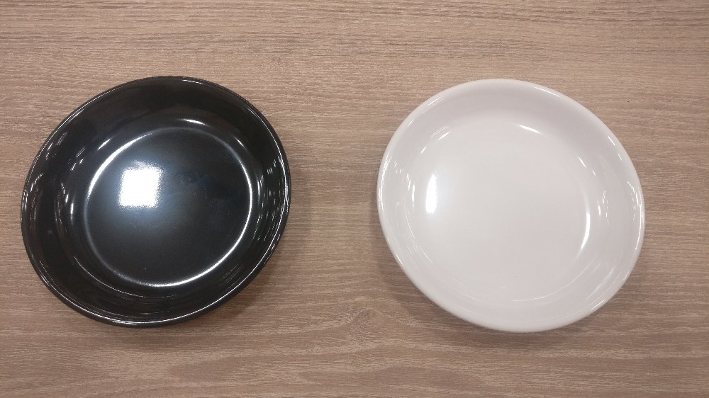 White and Black Melamine Gloss finish round chaat plate, For Domestic & commercial