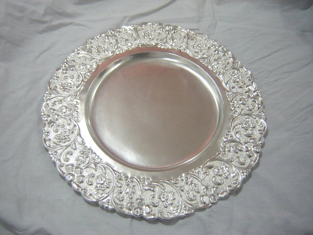 Ansh Metal silver plated charger plate, For Home, Size: 14diameter