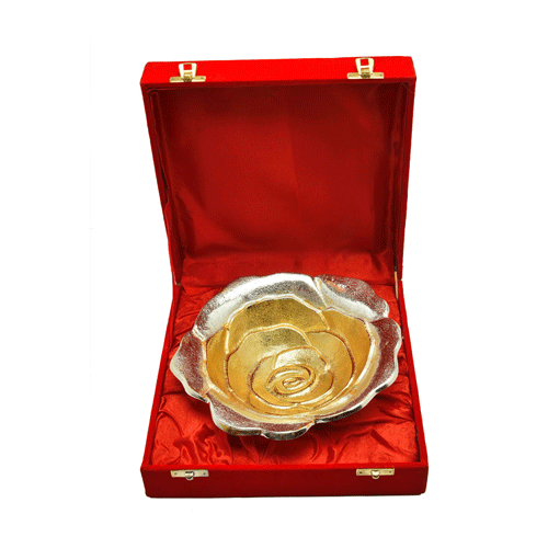 Flower Silver And Gold Fruit Serving Brass Bowl, For Gift, Packaging Type: Box