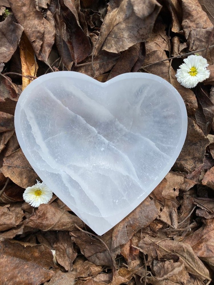 GEMSTONE FACTORY WHITE Selenite Heart shape Crystal Bowl, For HEALINGS