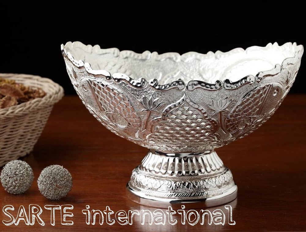 White Metal Round Fruit Bowl, For Home