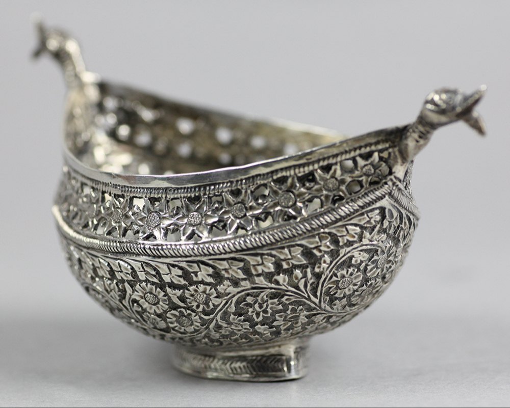 Designer Silver Fruits Bowl