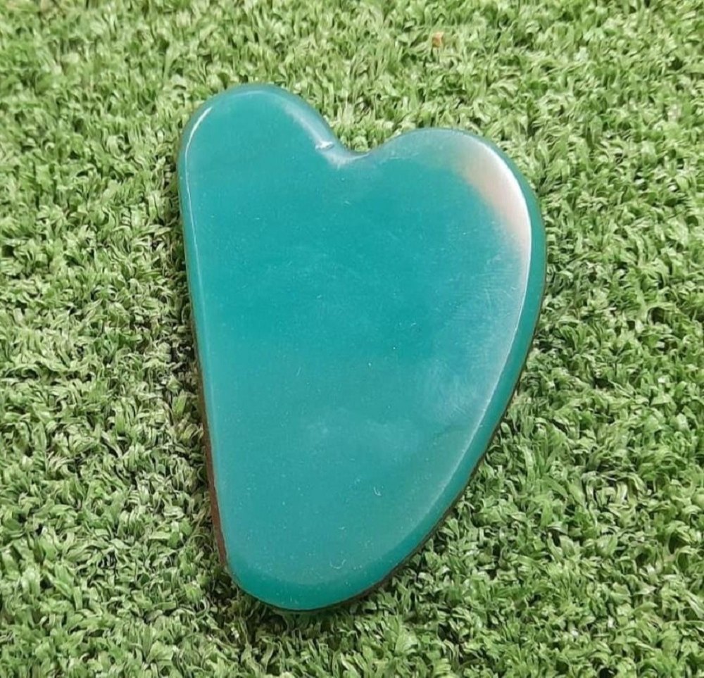 Heart Shape Green Agate Gumasa Stone, 250 Gm, Machinery