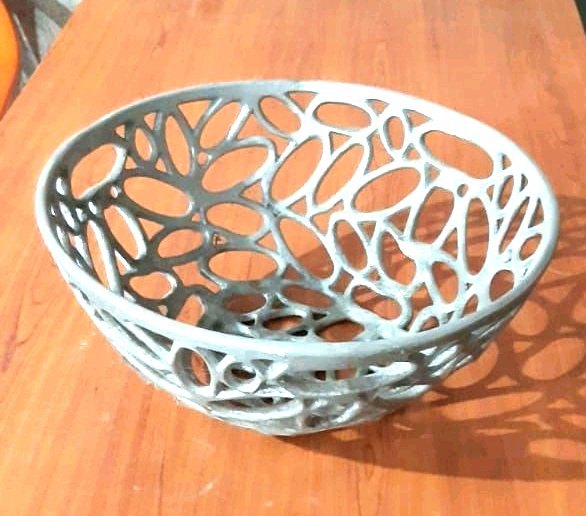 Golden Round Aluminium Fruit Bowl, For Home, Size: 15inch