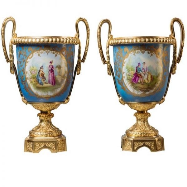Golden Finished Aluminum Brass, Porcelain Bowl, For Hotel, Set Contains: 1