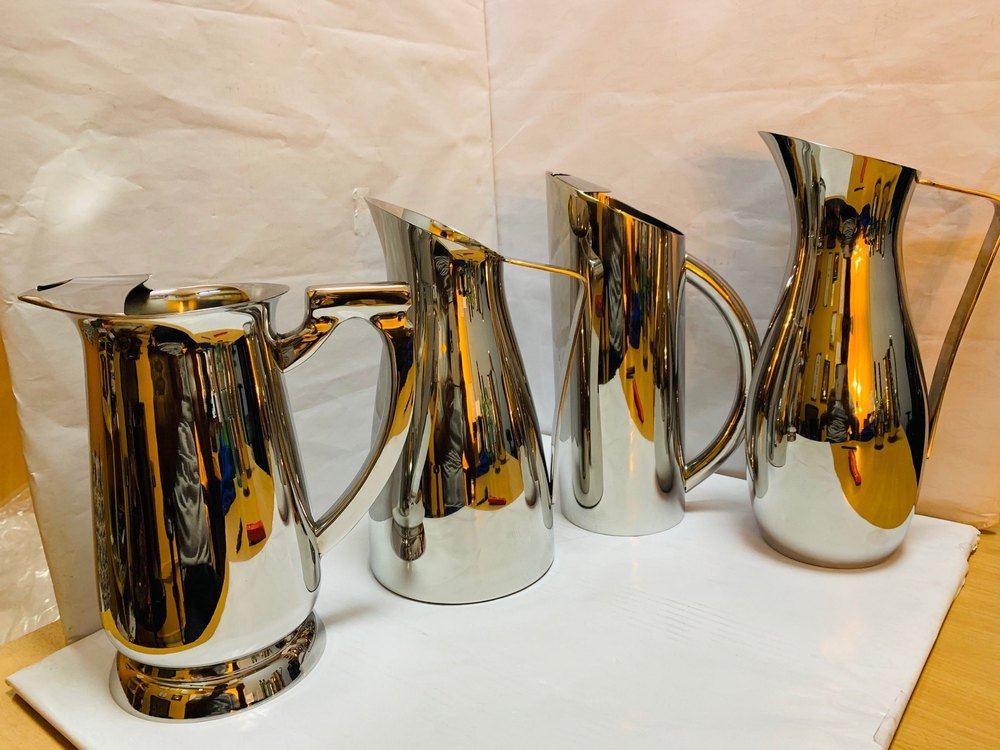 TOMA Metal Steel Water Jug, For Restaurant, Size: 1200 Ml