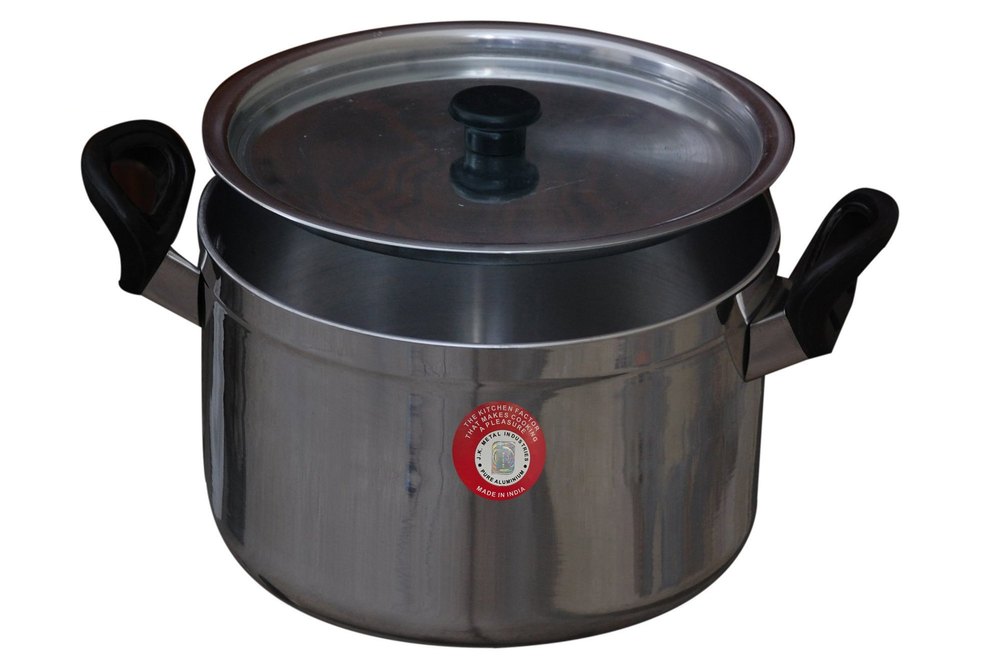 Polish Silver Aluminium Casserole