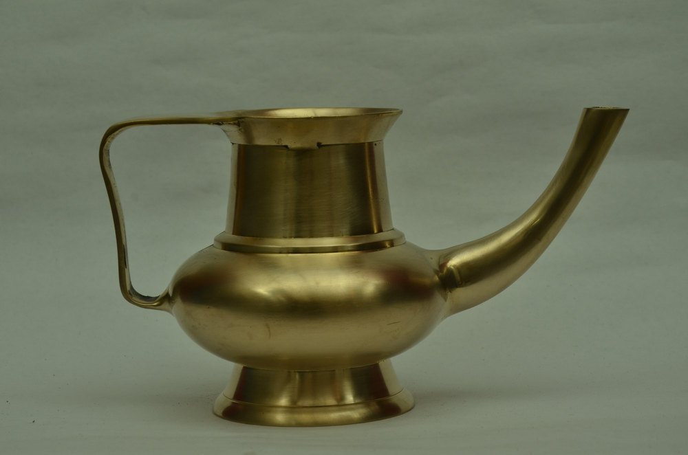 Golden bronc darapindi with handle, For Temple