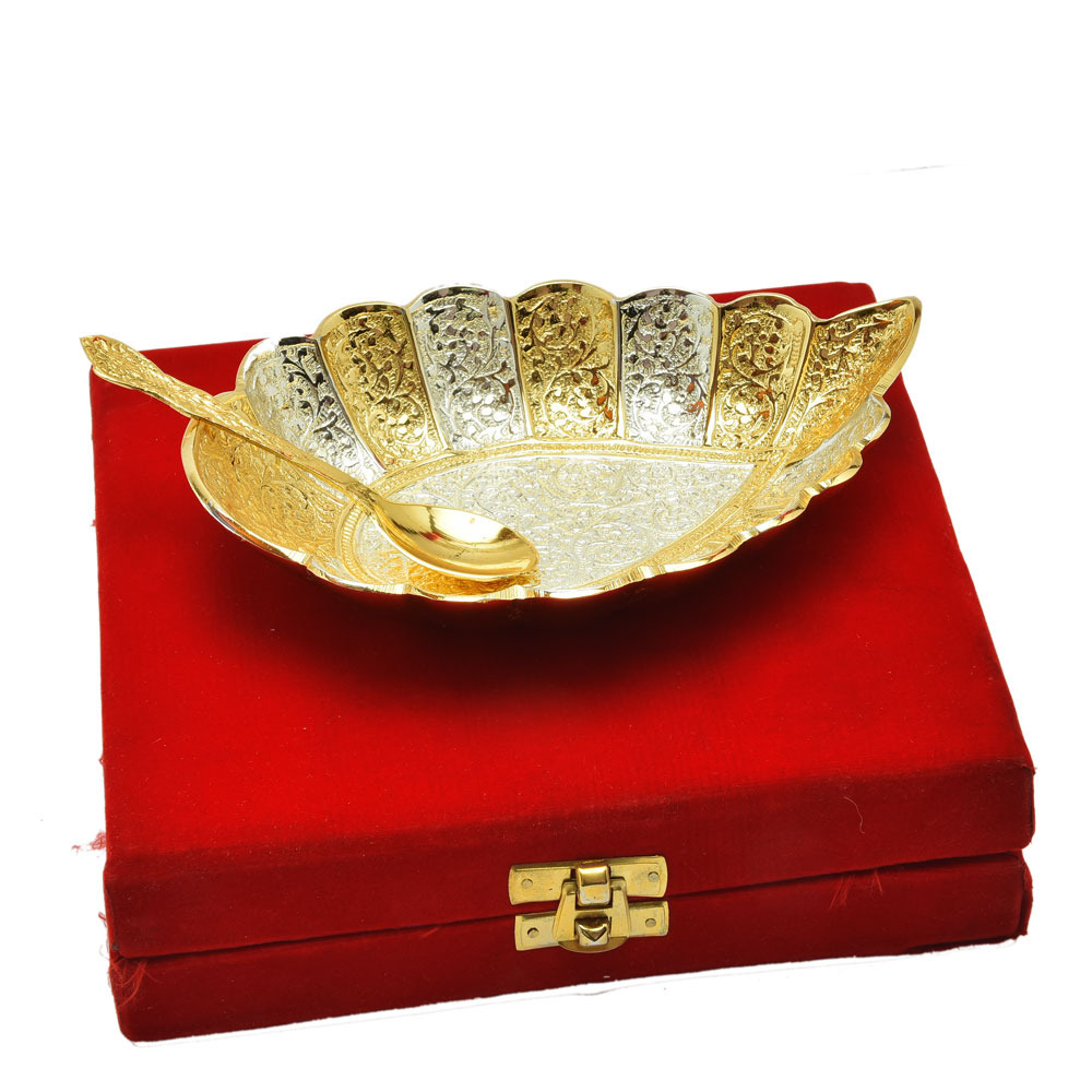 Odna Bichona Silver And Gold Plated Brass Leaf Bowl With Spoon Set for Festival Gift