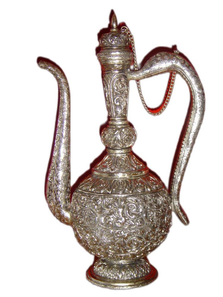 Silver Unique Brass Carved Surahi, Shape: Oval, Size: 25inch(Height)