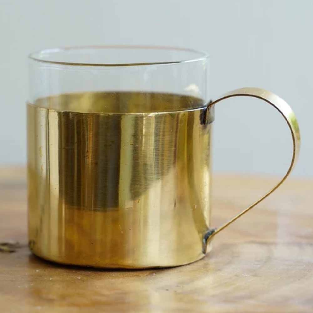 Golden Borosil Fitted Brass Tea Cups, Capacity: 250 ml, Size: 2.5x2.5x3 Inches