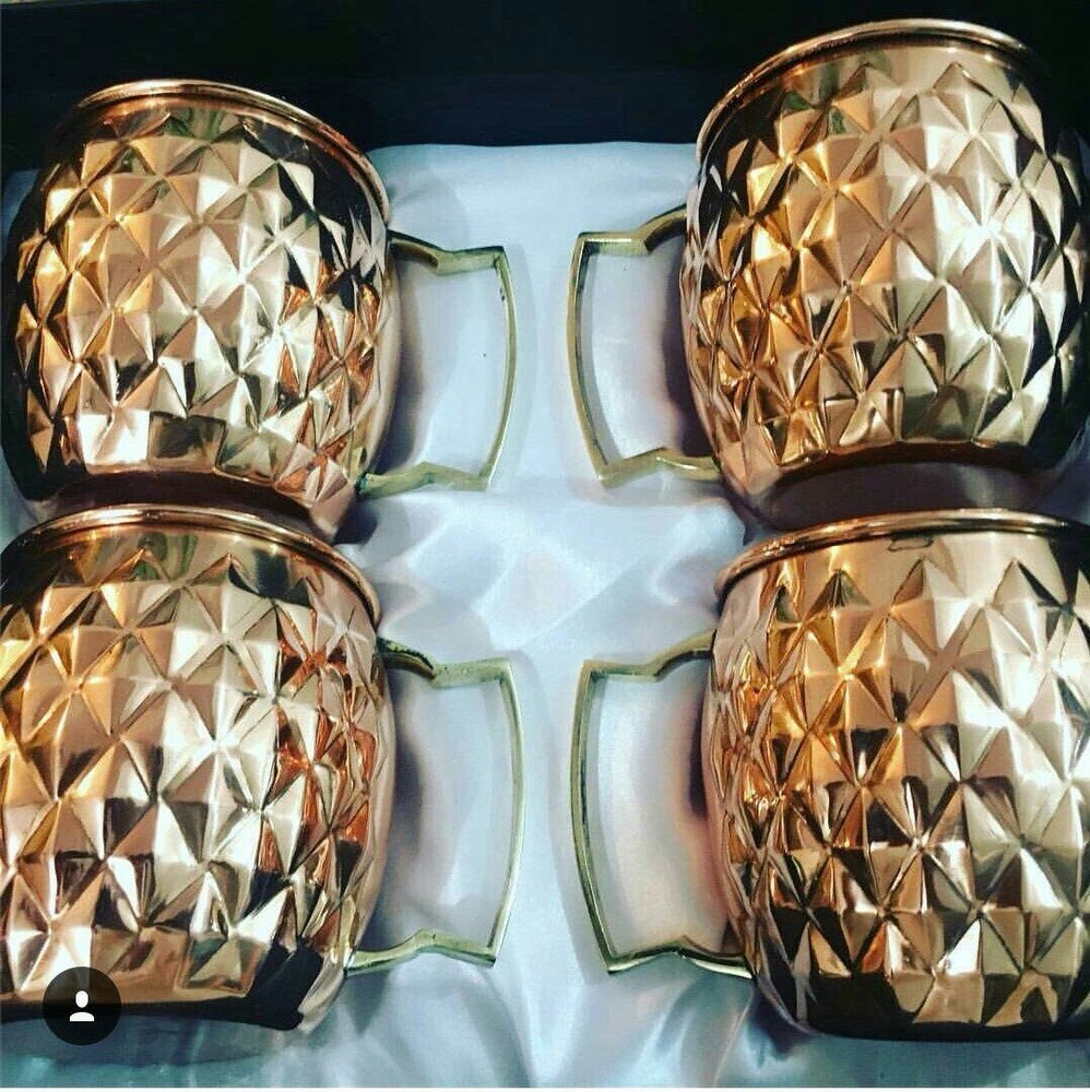 1 Bottle With Glasses Hammered Copper 4 Pcs Mugs Gift Set