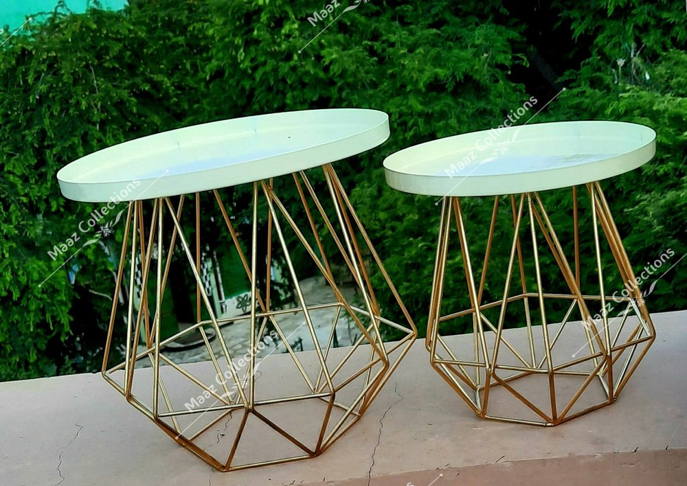 Iron Platter Hexagonal Geometric Wired Metal Cake Stand, For Home, Packaging Type: Box