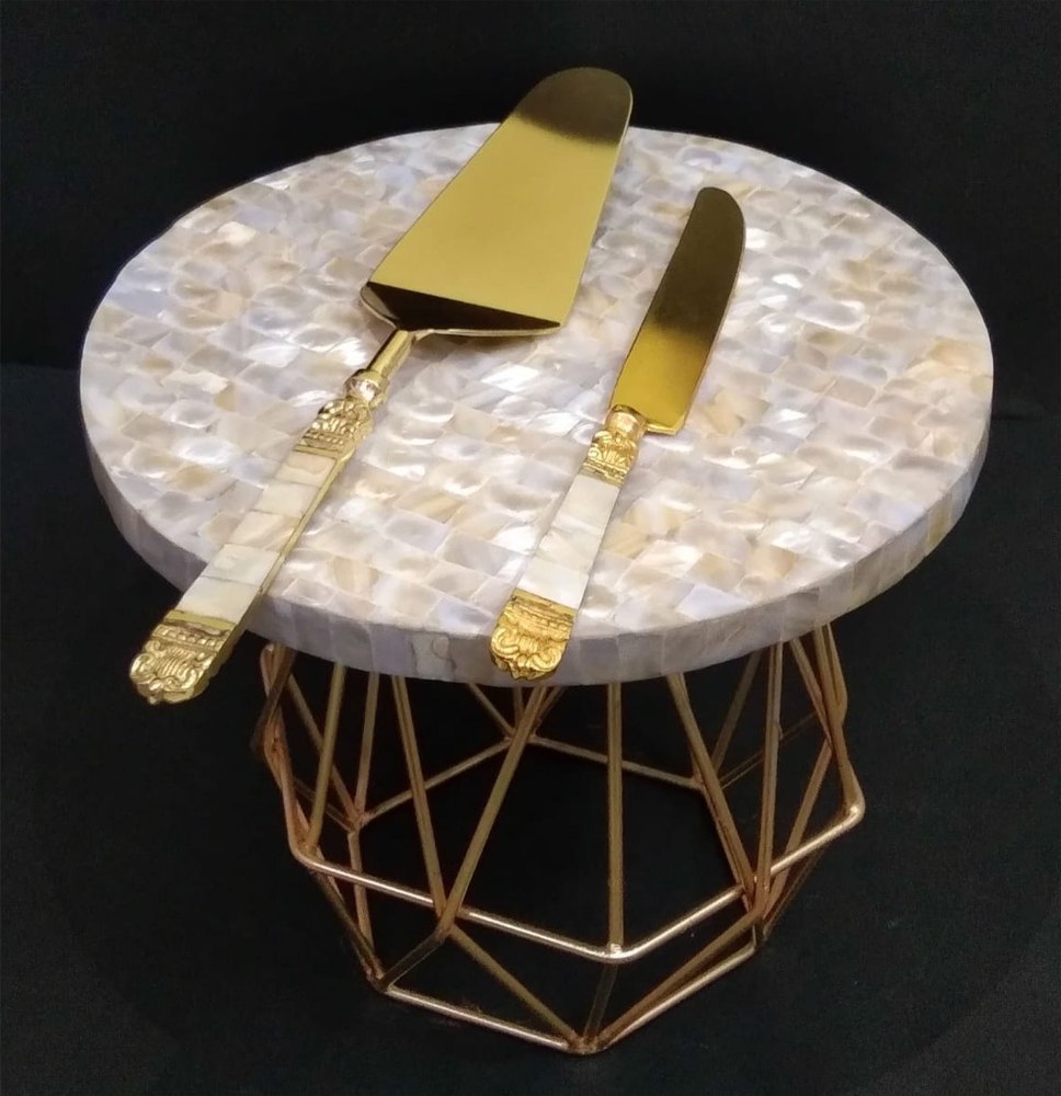 Cream and Golden Spatula Knife Mother of pearls Cake Stand, Round, Size: 10 X 10 X 8 Inch