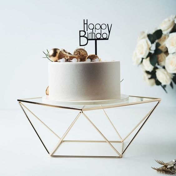 White Mirror Cake Stand, Packaging Type: Carton, Rectangle