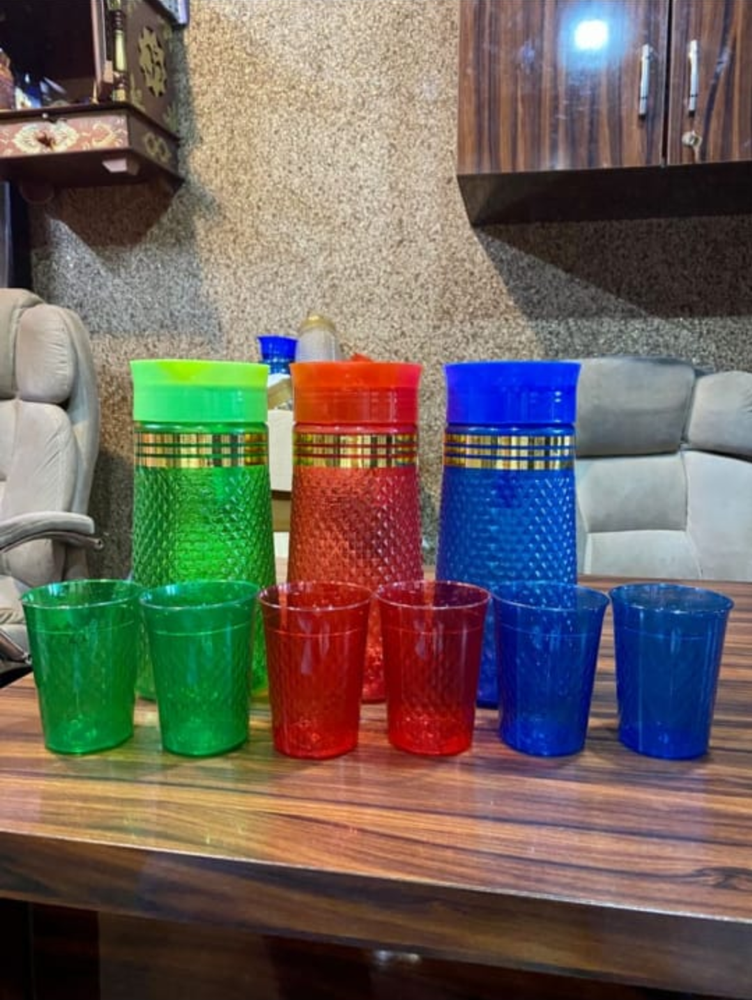 Red Blue Green Plastic Hilton Jug Set, Size: 2 Litre