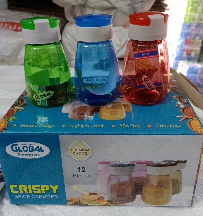 2 Piece Set REd, Blue Green Plastic salt and pepper, For Multi Purpose, Packaging Type: Box