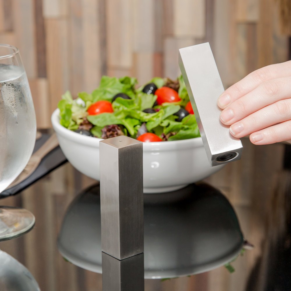 2 Pcs Silver Stainless Steel Metal Rectangular Salt and Pepper Shaker, Model Name/Number: BESP-4