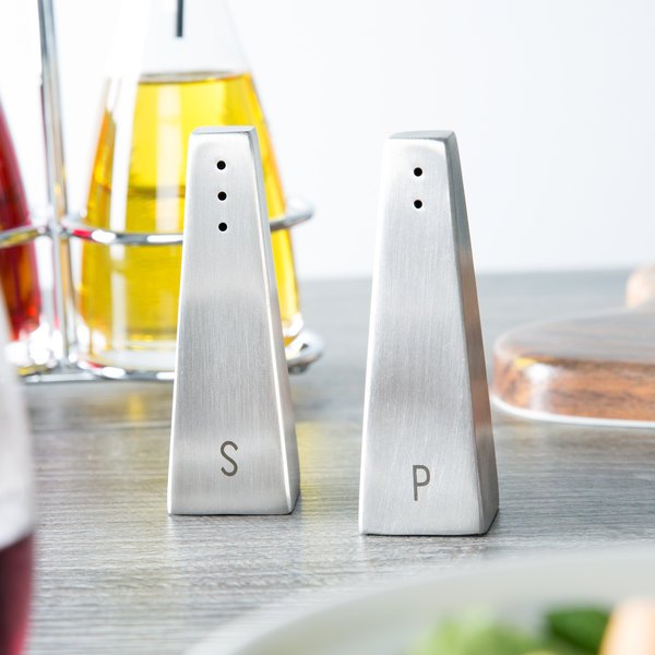 Stainless Steel Metal Pyramid Salt and Pepper Shaker, Model Name/Number: BESP-3