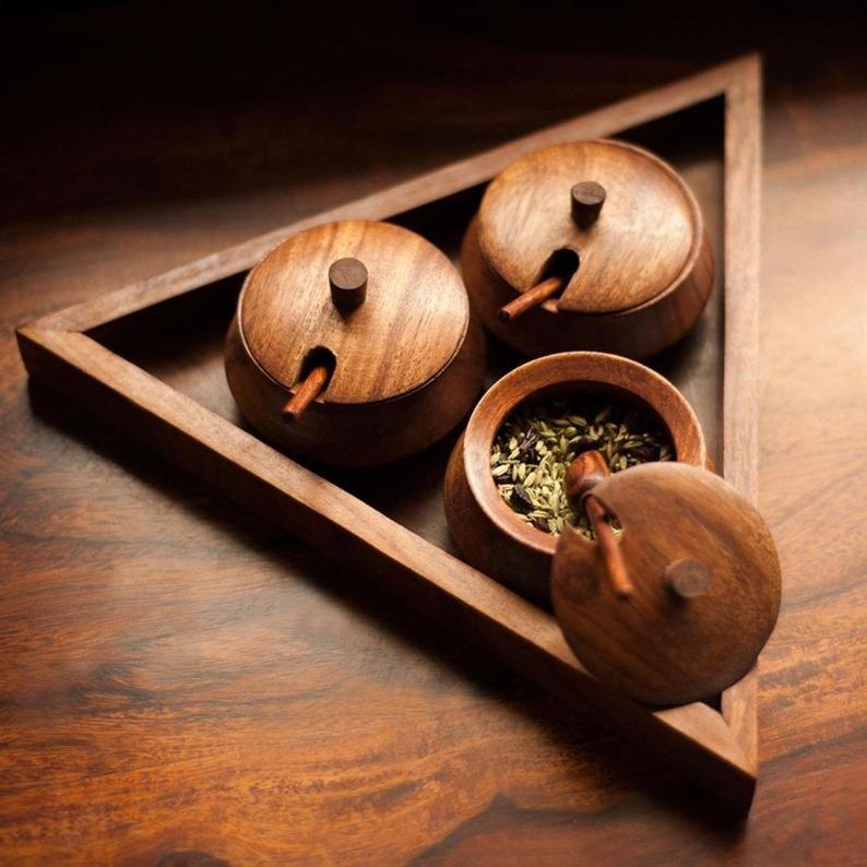 Sheesham Wood Brown Wooden Mouth Freshener Box, Packaging Type: Packet, Triangle