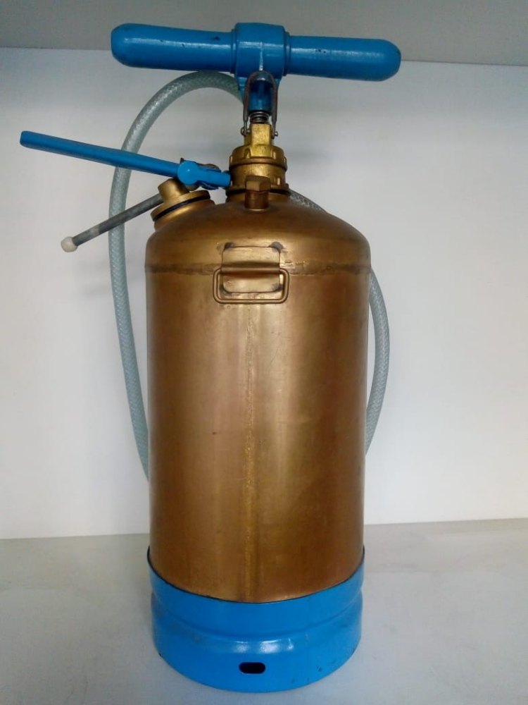 6 Litre Brass Pest Control Sprayer