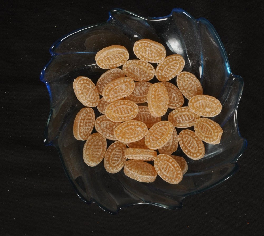 Beige Oval Aarson\'s Ginger Flavoured Candy, Packaging Type: Loose
