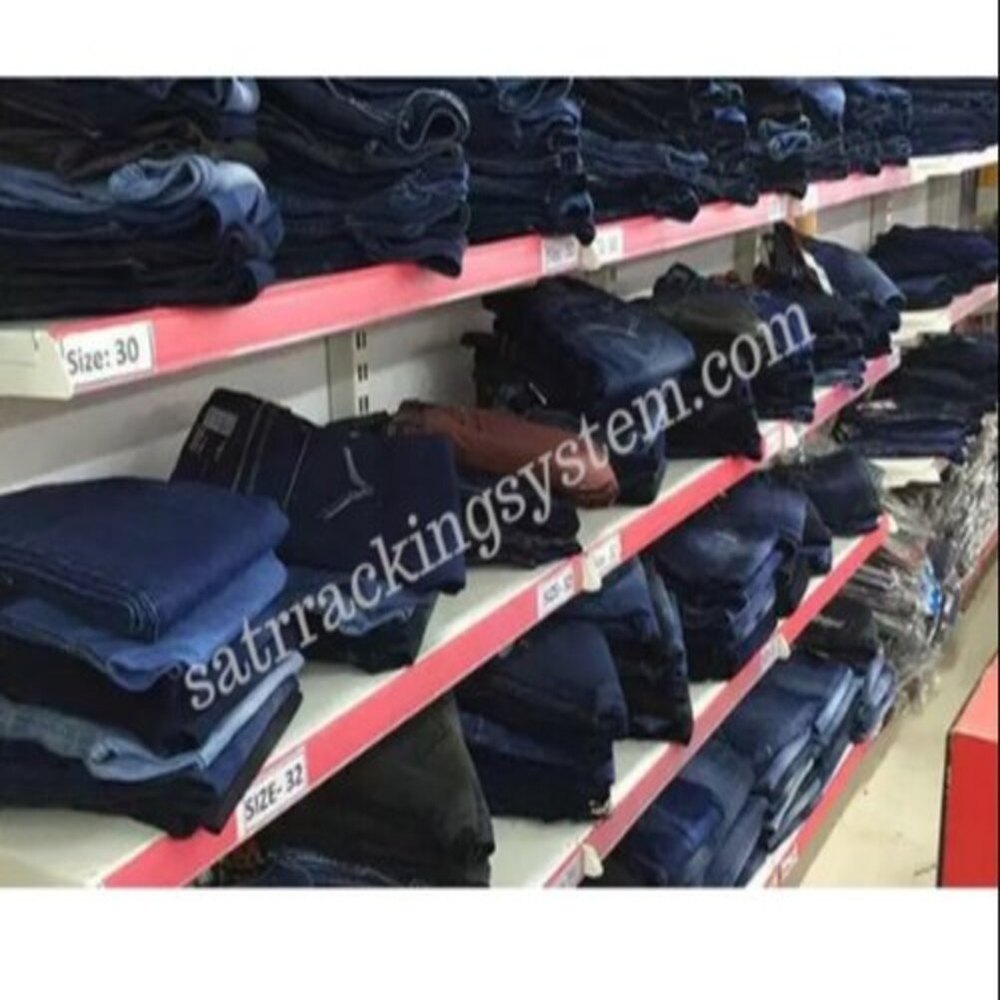 Mild Steel Wall Mounted MS Garment Display Rack, For Supermarket, Size: 6X3