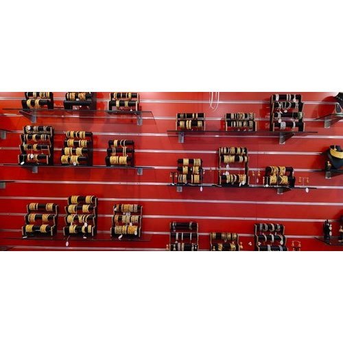 Wall Mounted Open Storage Bangle Glass Display Rack, For Showroom