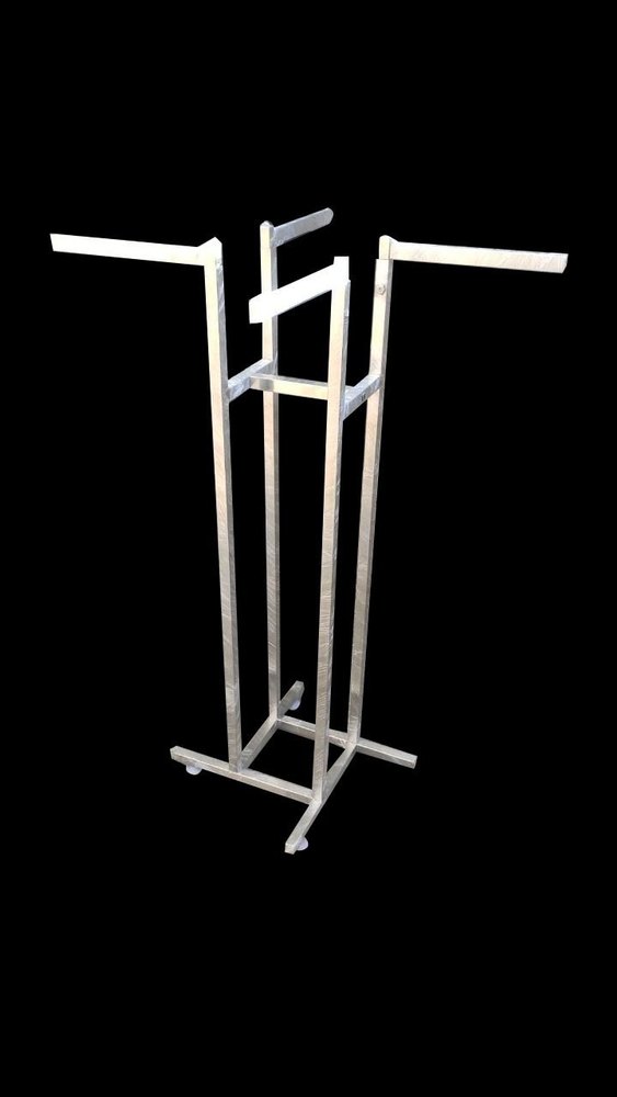 Movable Unit Mild Steel Cloth Hanging Rack, Size: 2.9 Feet
