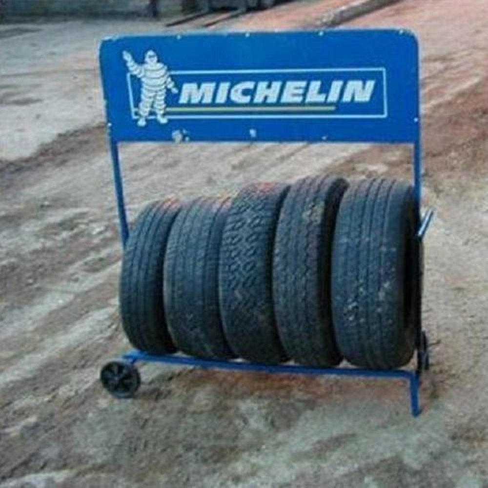 Tyre Display Stand