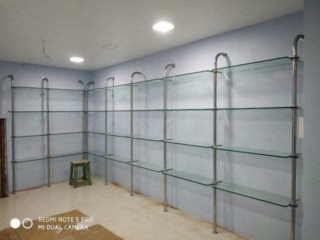 Stainless Steel Glass Shelf Rack, For Showroom