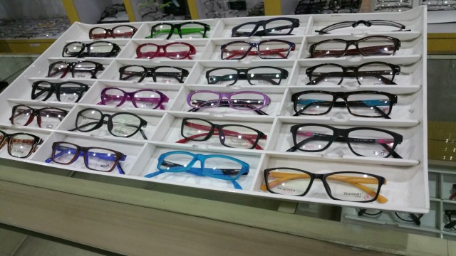Acrylic Spectacle Display Holder