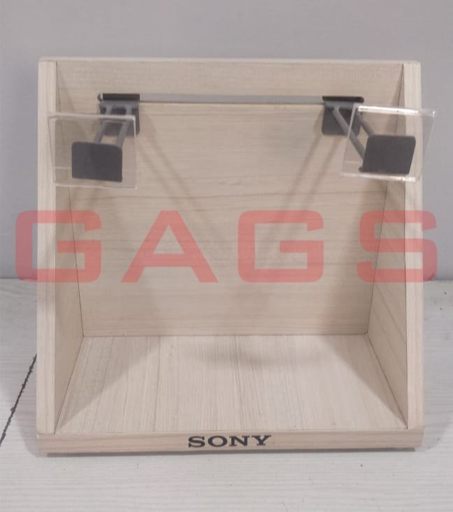 Gags Wooden Display Stands, Size: Custom Made