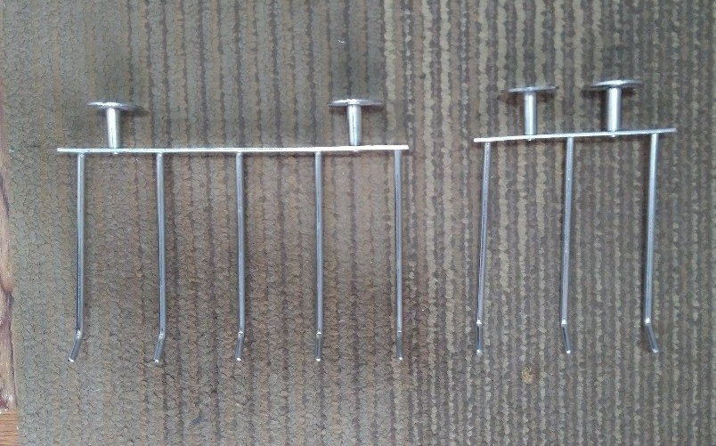 silver Wall Mounted Belt Display Stand, Size: 3 5 & 6 Hook