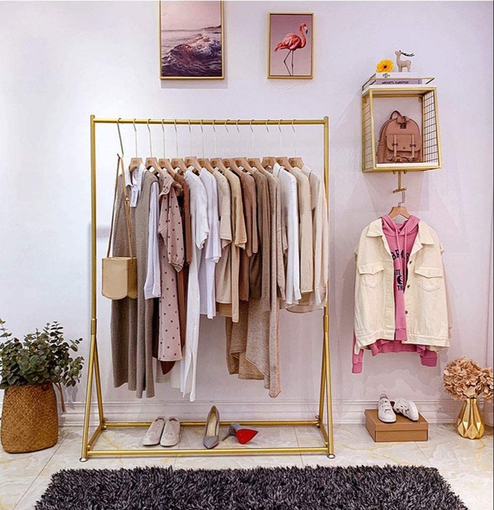 radeonex Display Ficture Garment Hanging Rail, For Supermarket, Size: Standard
