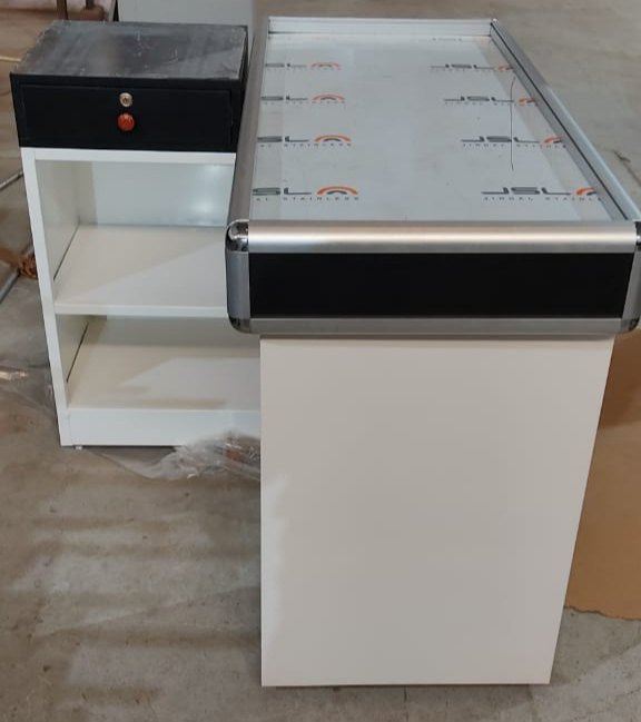 White Checkout Cash Counters, For Supermarket