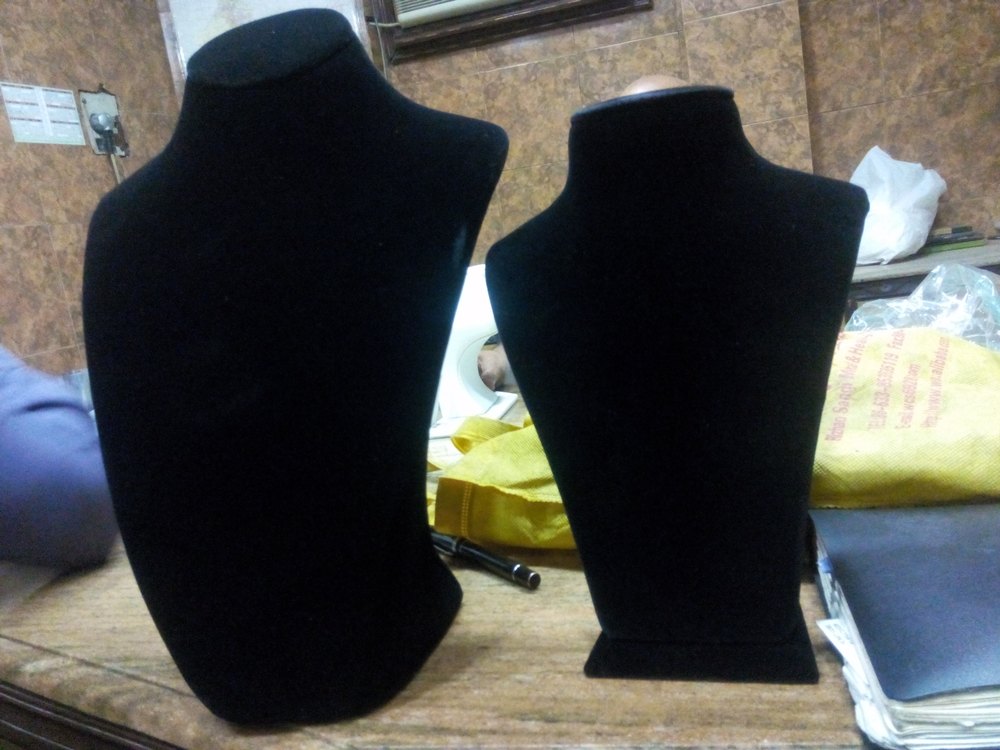 Plastic Necklace Display Stand, Outer Material: Velvet