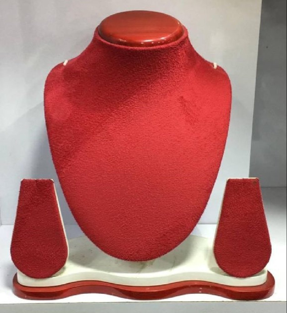 Wooden Red Necklace Set Display Stand, Outer Material: Velvet