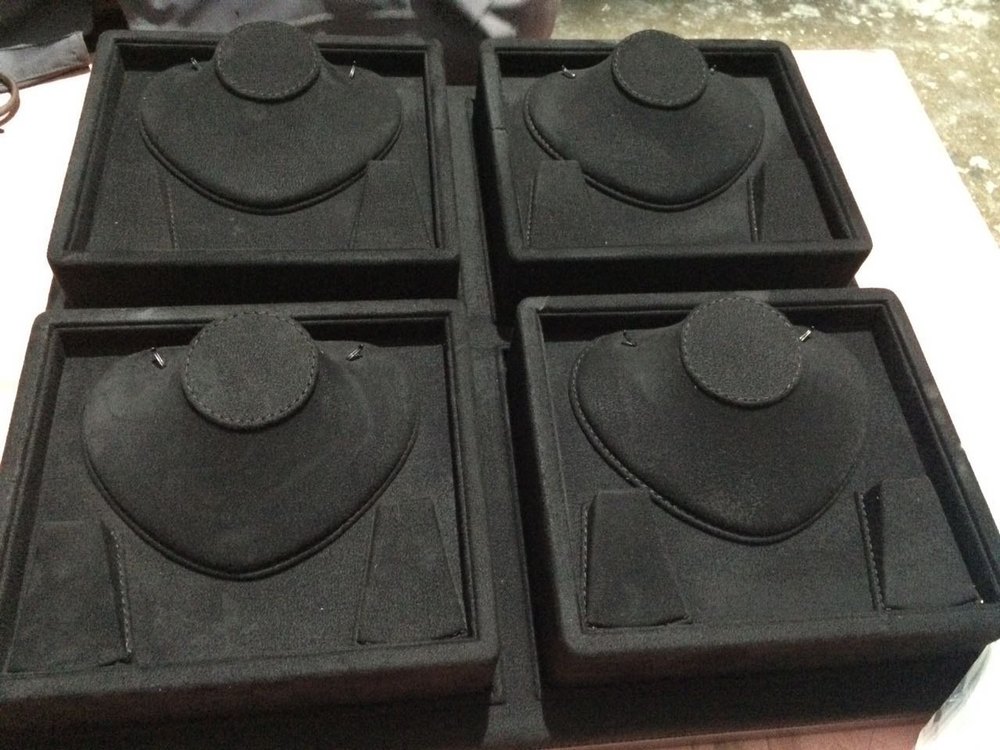 Plastic Jewelry Display Tray, Outer Material: Velvet